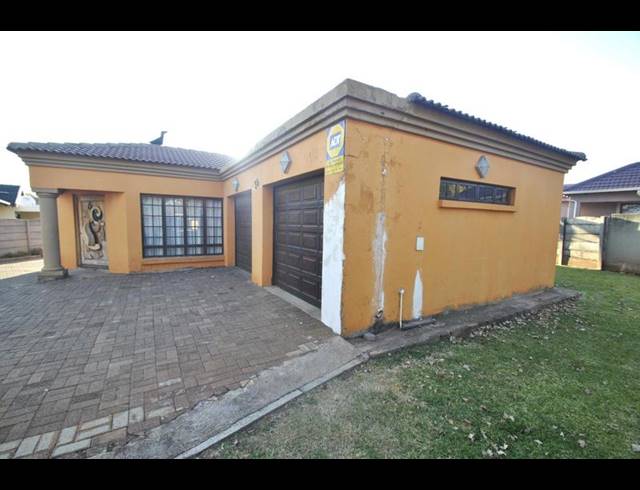 4 BEDROOM HOUSE FOR SALE IN DAWN PARK